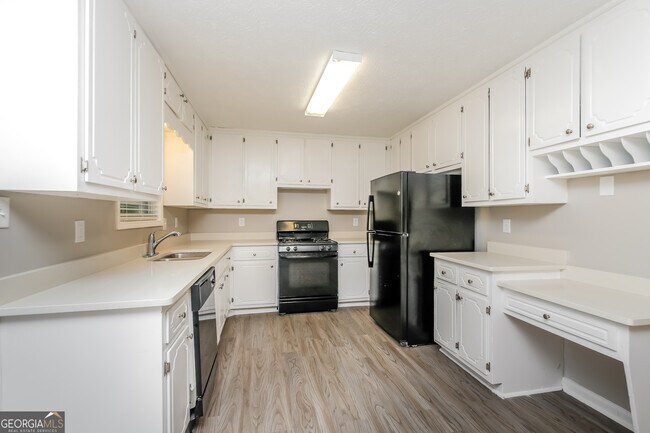 Building Photo - 4750 Spring Gate Dr