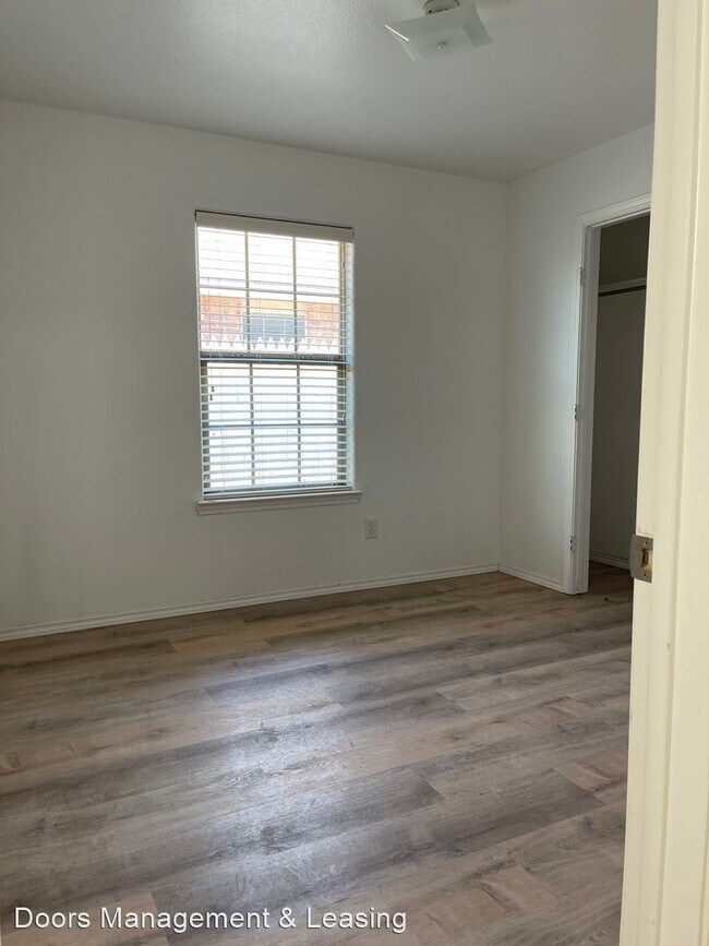 Building Photo - 3 br, 2 bath House - 7011 95th Street