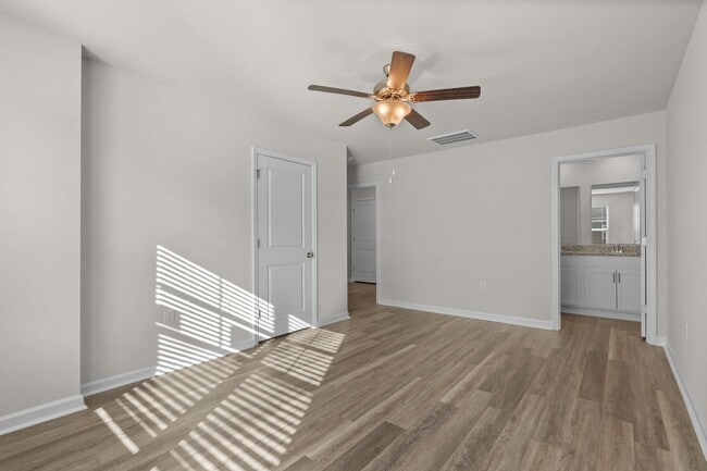 Building Photo - 640 Rd