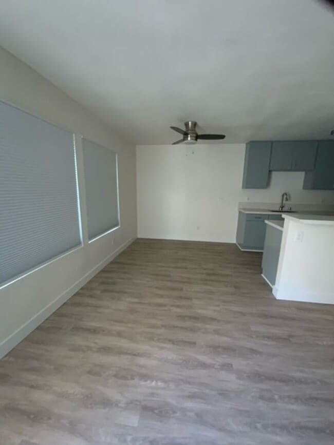 Building Photo - 1 Bedroom 1 bath condo for rent