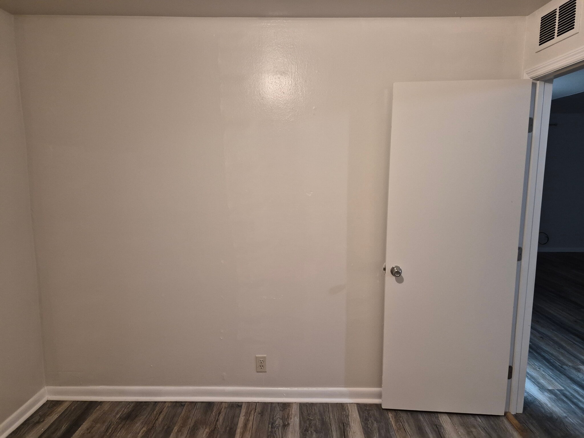 Building Photo - 1717 24th Ave N