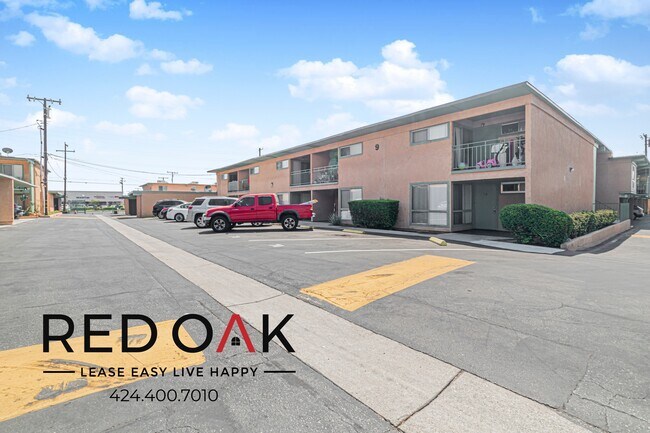 Building Photo - 855 S Citrus Ave