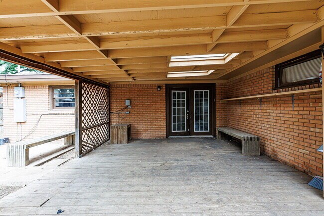 Building Photo - 5401 7th St