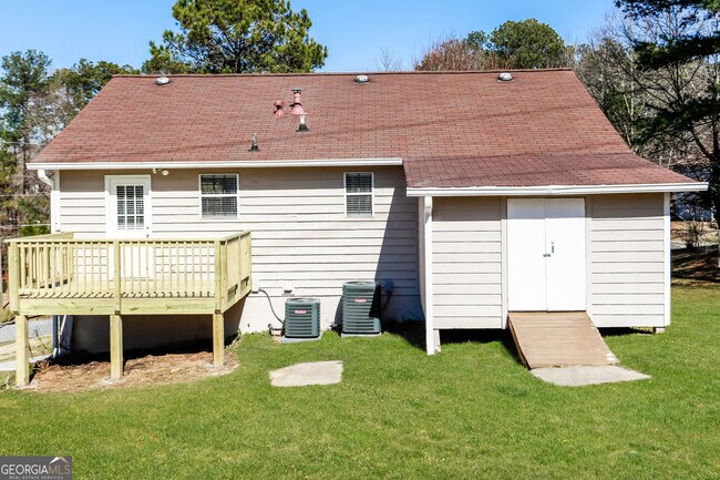 Building Photo - 1181 Timbercrest Dr
