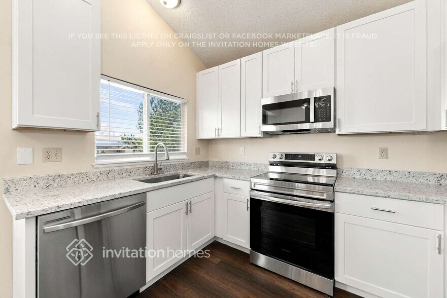 Building Photo - 7403 Middle Bay Way