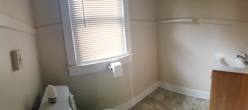 Half bath off kitchen - 305 Judd Rd