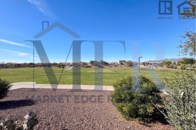 Building Photo - 3Bed/3Bath House in Buckeye! Ready for Immediate Move-In! -- Fenced-In Yard!!