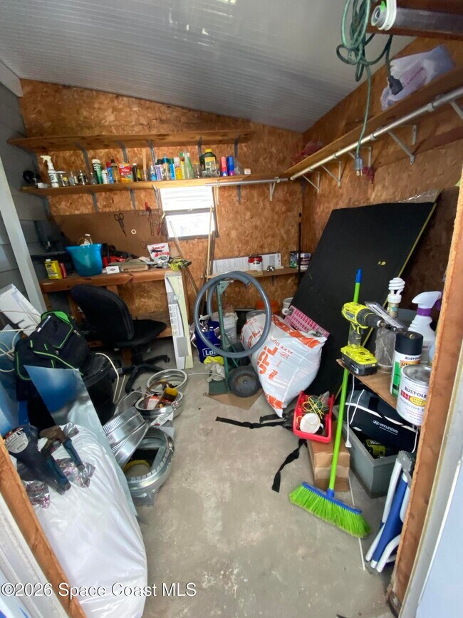 Building Photo - 1925 Sago Palm St NE