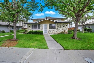 Building Photo - 1335 Scossa Ave