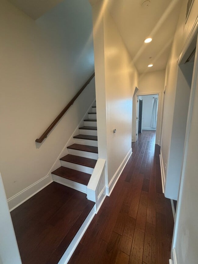 Building Photo - Luxury 3 Bedroom Condo in the Heart of Lawrenceville