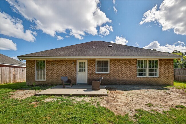 Building Photo - 31 Idus Ln