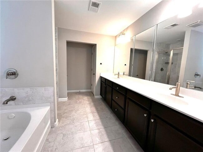 Building Photo - 4305 Bryton Trace Dr