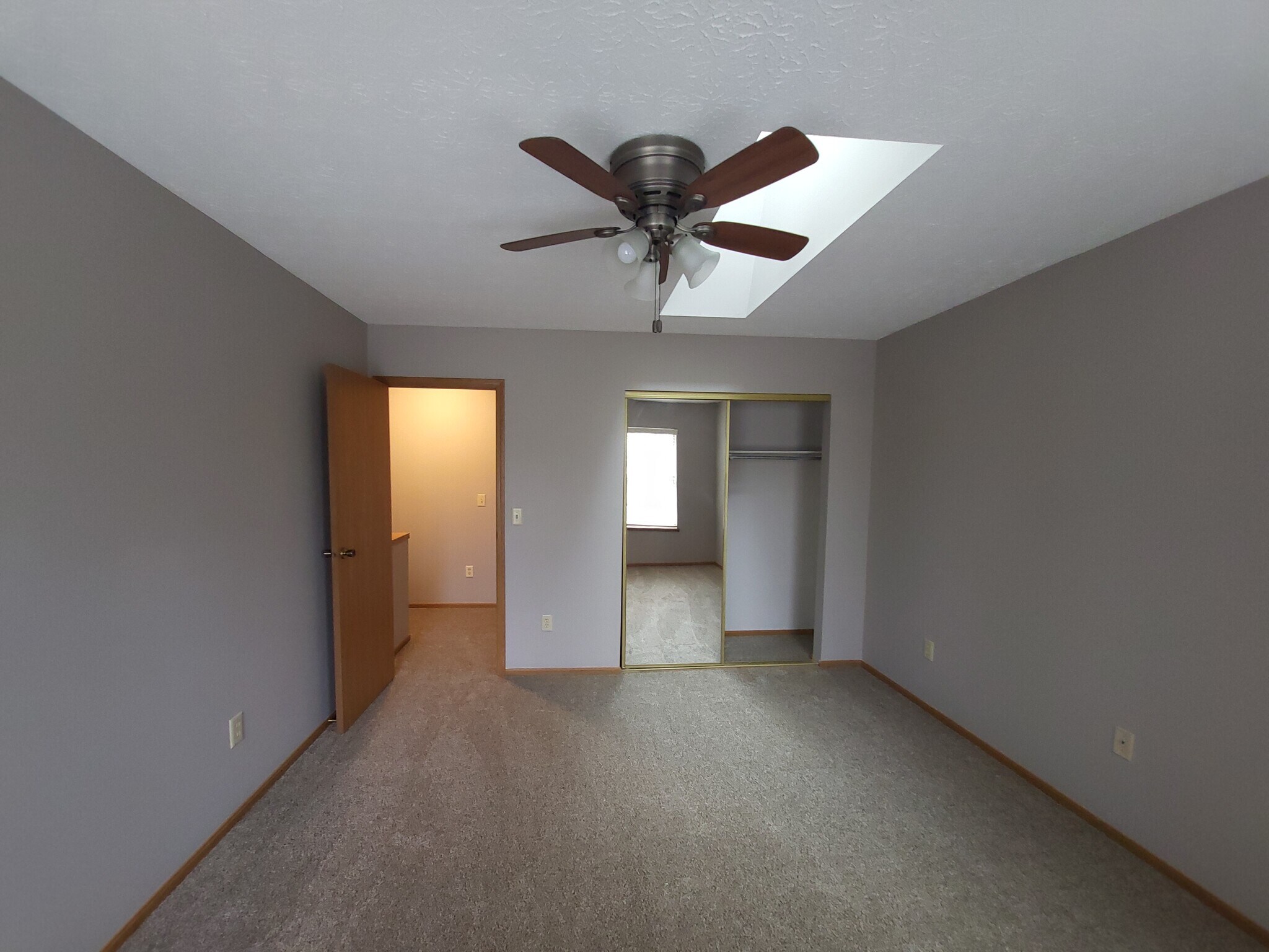 Building Photo - 364 E Mithoff St