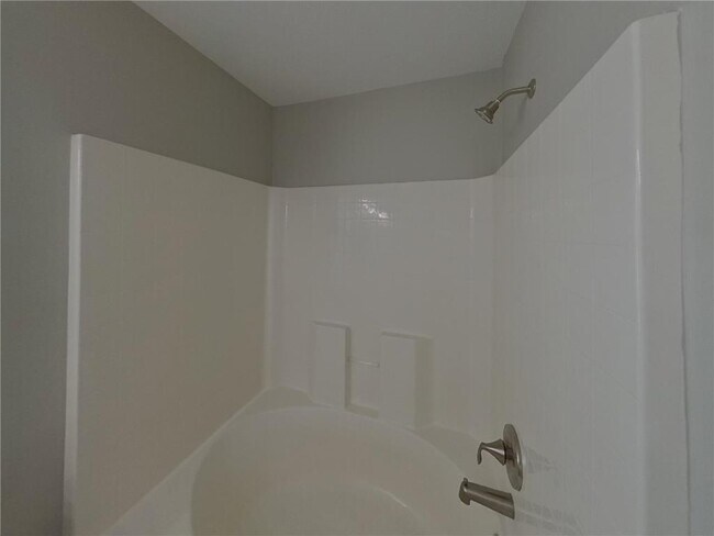 Building Photo - 21313 Independence Ave