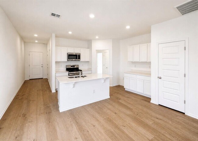 Building Photo - 12857 Torretta Wy