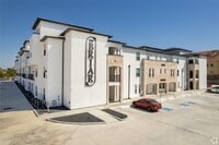 Building Photo - 2445 Shadow View Ln