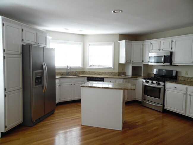 Building Photo - 3705 Ansley Ct