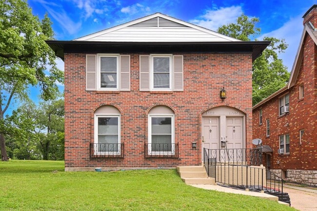 Building Photo - 7359 Balson Ave