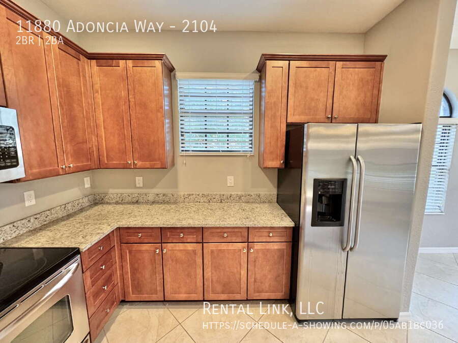 Building Photo - 11880 Adoncia Way