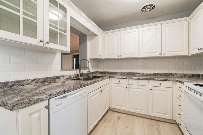 Building Photo - 1709 W Louisiana Ave