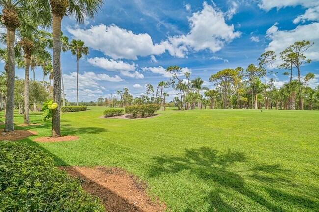 Building Photo - ** Stoneybrook Estero - 1st Floor Condo - Turn-Key & Furnished Rental **