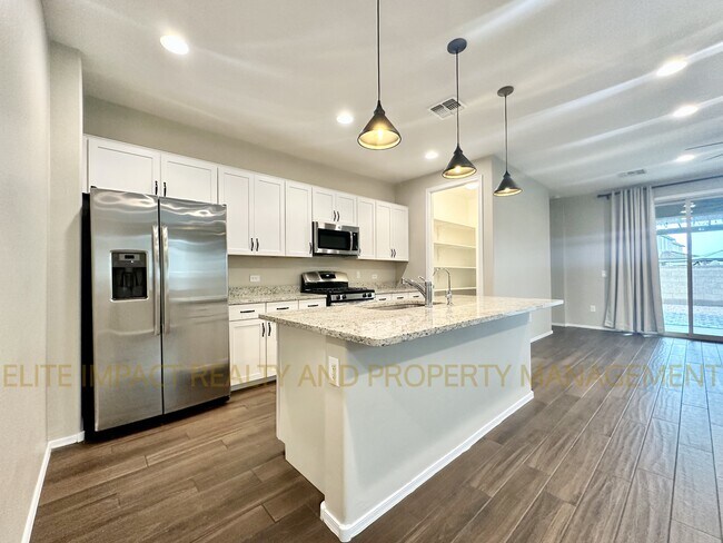 Building Photo - 6514 E Via Arroyo Azul