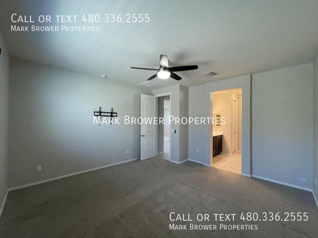Building Photo - 18422 W Ida Ln