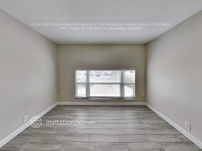 Building Photo - 2527 Oak Summit Dr