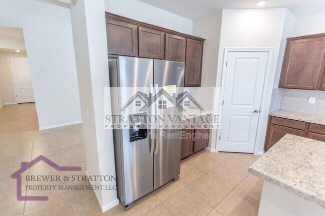 Building Photo - 2028 E Brooklyn Dr