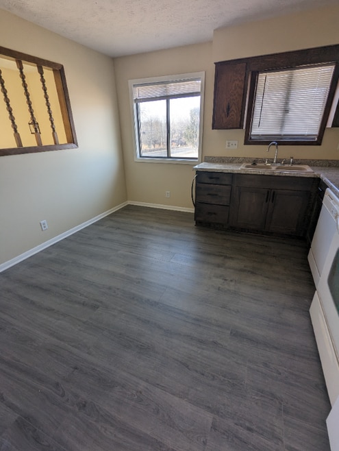 Building Photo - 3727 Hartman Ave