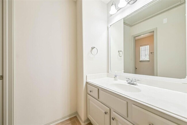 Building Photo - 1423 Blakely Grove Ln