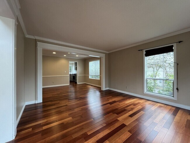 Building Photo - Stunning 4BR Home with Formal Living & Dining, Office & Gourmet Kitchen