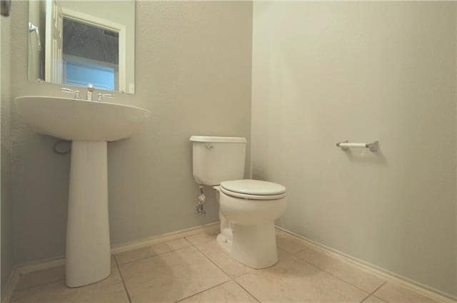 Building Photo - 1801 Willard Dr