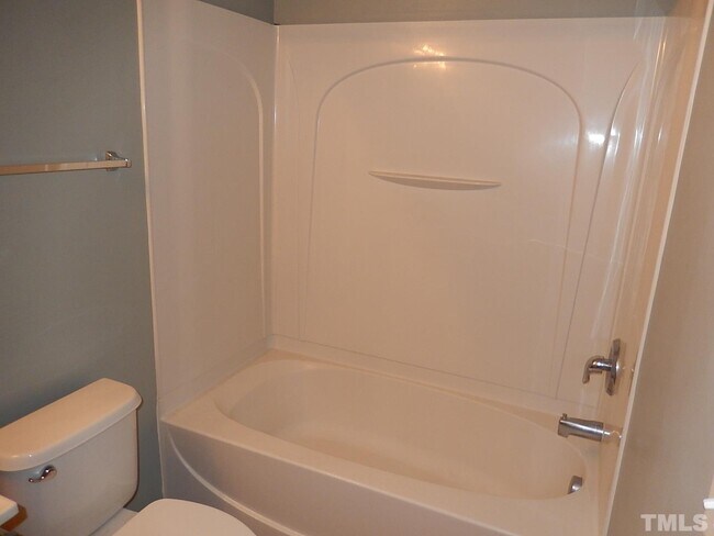 Building Photo - 8007 River Water Ct