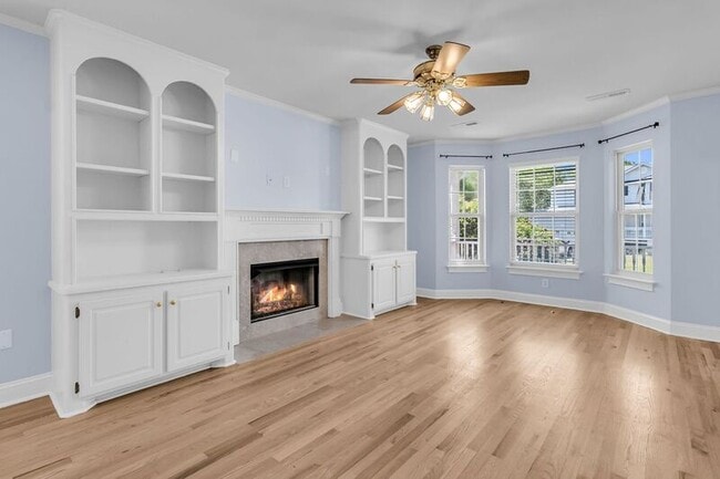 Building Photo - 1574 Ocean Neighbors Blvd