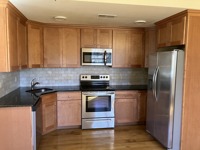 Granite Countertops - 3428 Bedminster Rd