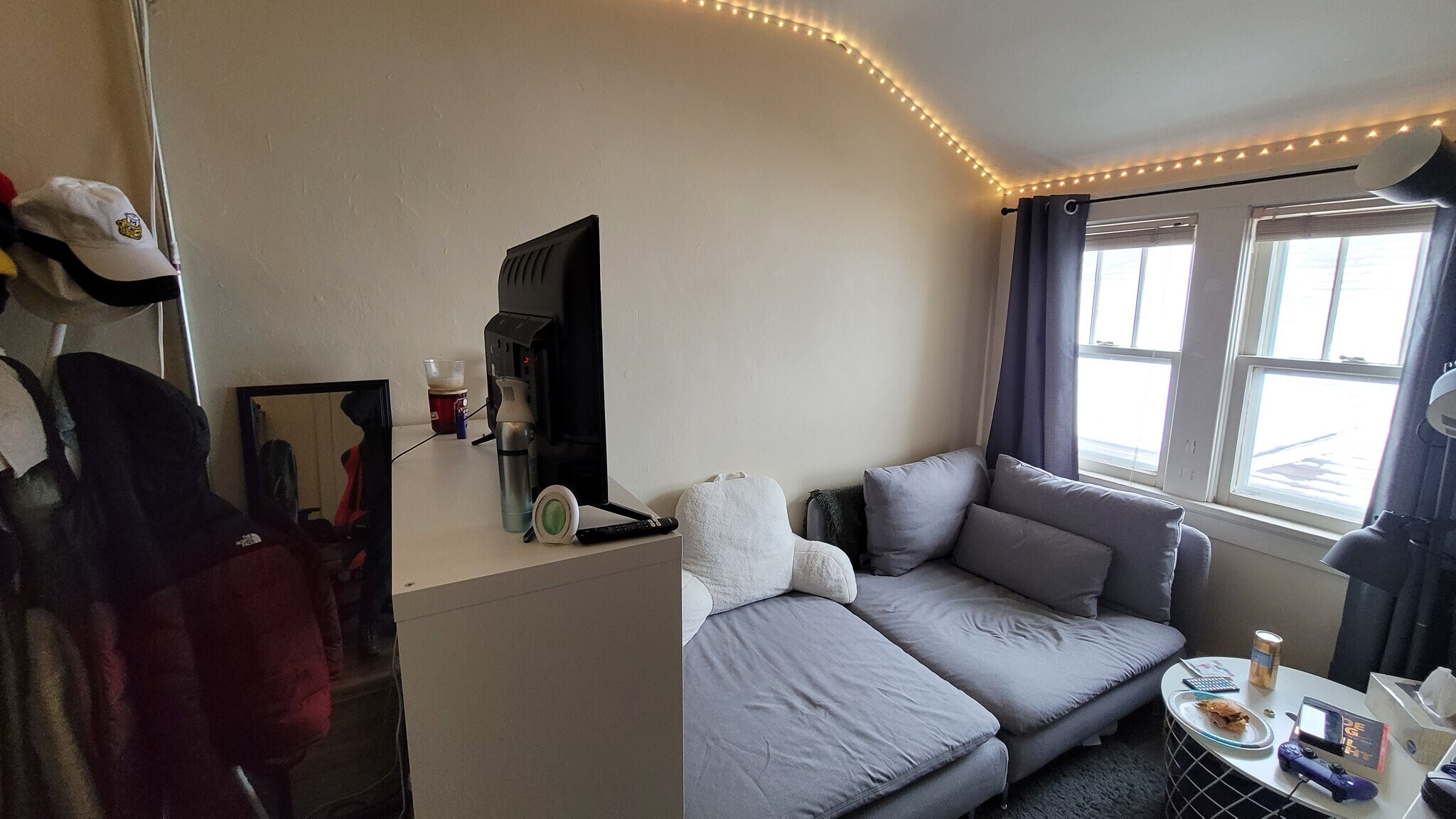 Building Photo - 3037 N. Downer Ave