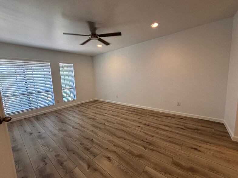 Main Bedroom - 5221 N 24th St
