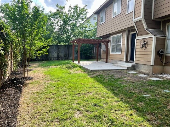 Building Photo - 8709 Cretys Cove