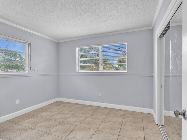 Building Photo - 6525 SW 18th St