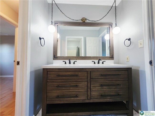 Building Photo - 241 Willow St