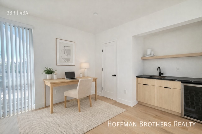 Building Photo - 1900 20th St