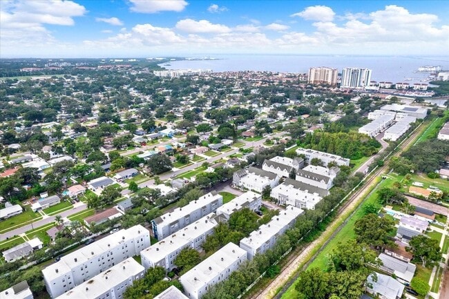 Building Photo - 4529 Bay Spring Ct