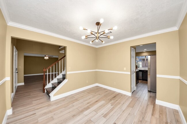 Building Photo - 1111 Cascade Creek Dr