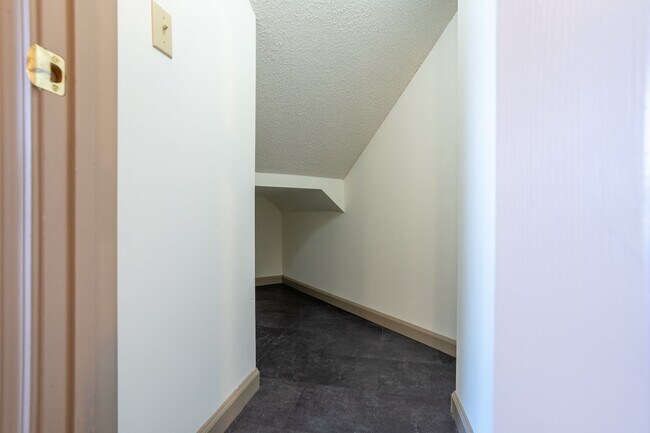 Building Photo - 3256-3258 Wind River Cir.