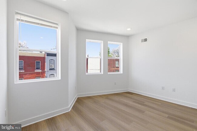 Building Photo - 2123 N 9th St