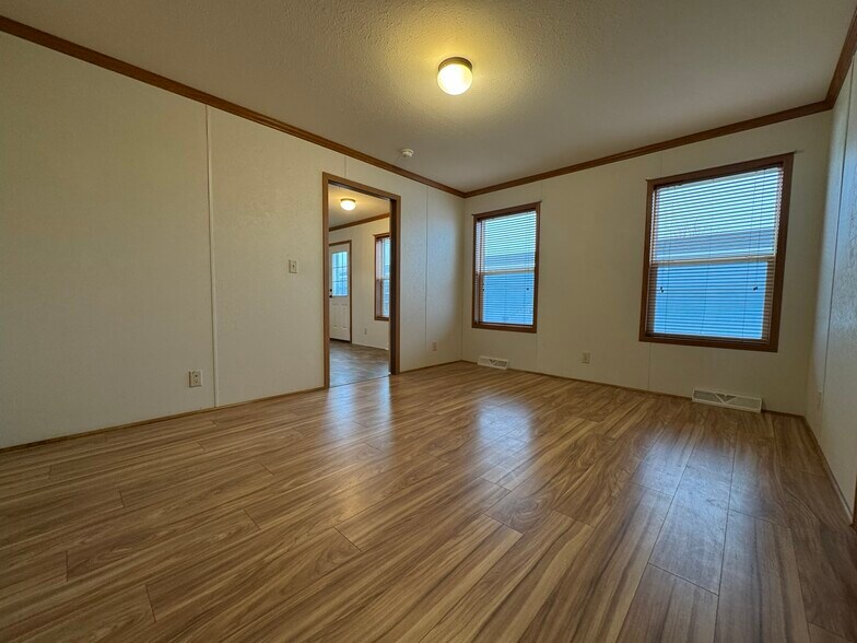 Building Photo - 2022 Mockingbird Pl NW