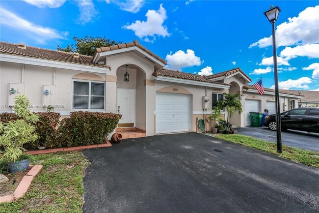 Building Photo - 11297 SW 17th Ct