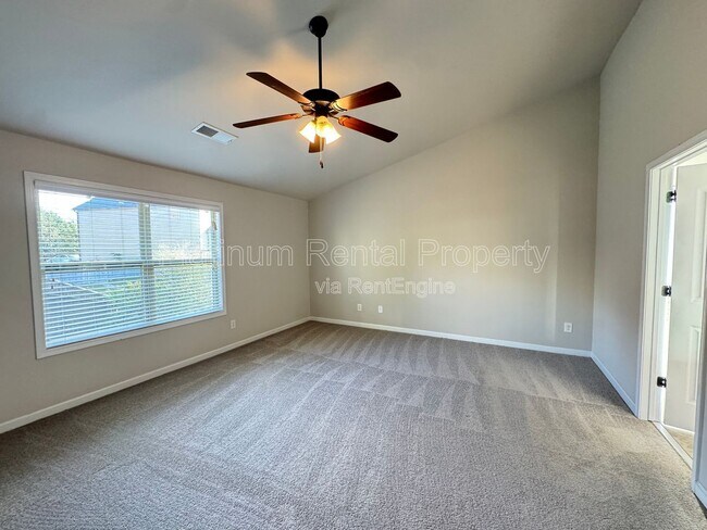 Building Photo - 1355 Slate Bend Dr