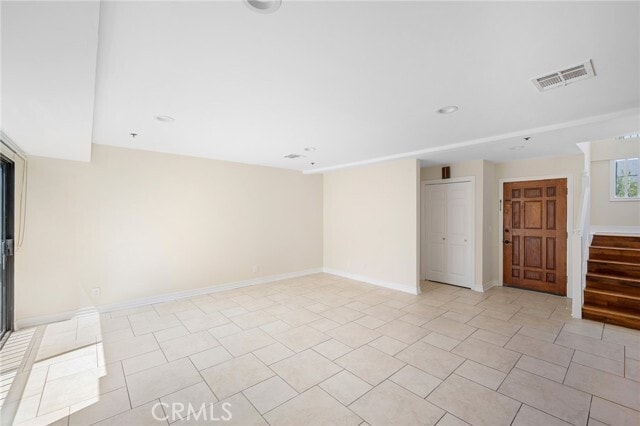 Building Photo - 1165 Linden Ave